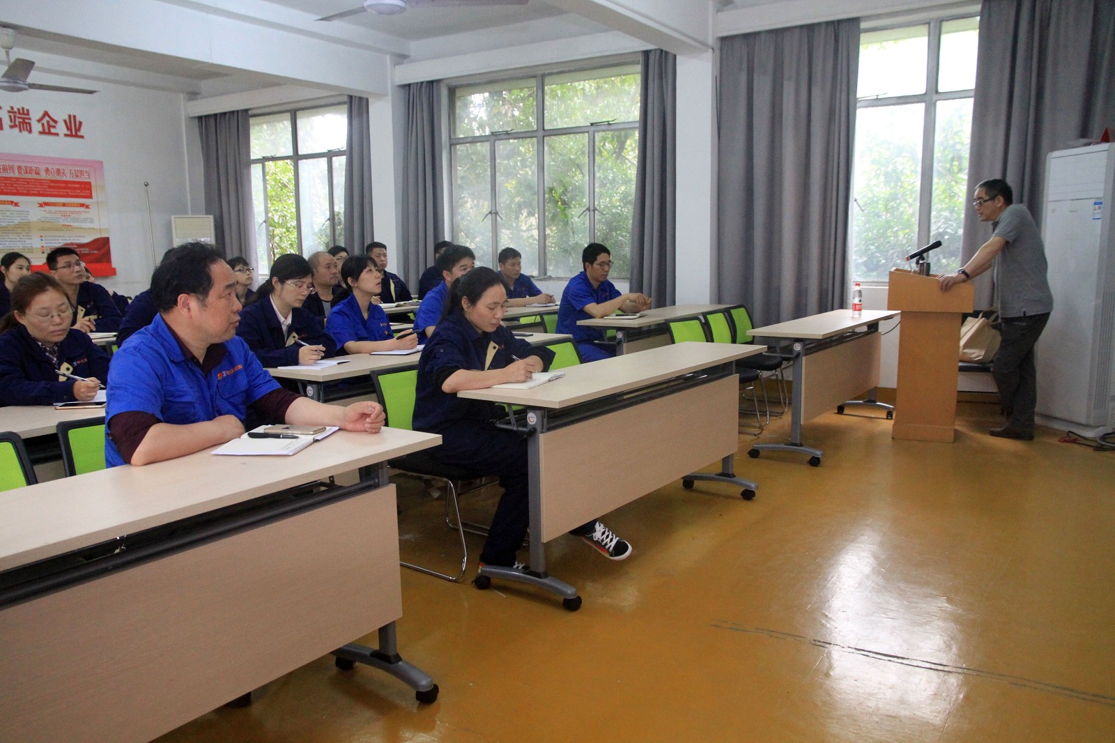 1556160228570585.jpg 0423 I web.jpg