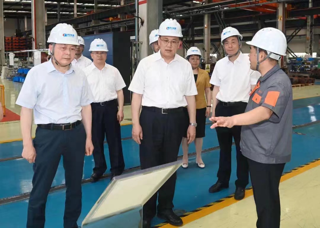 1668147074810538.jpg 省委書記袁家軍調研省二輕集團申達機器公司.jpg