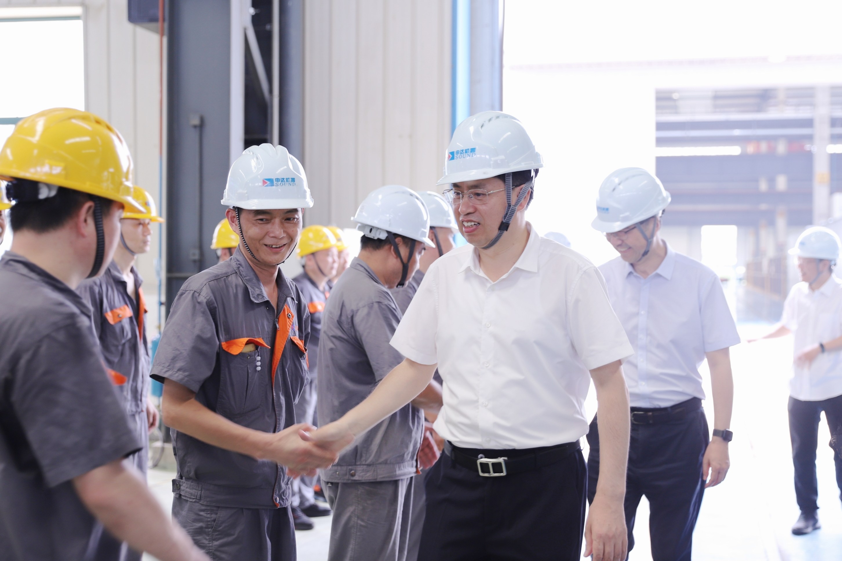 集團公司黨委書記、董事長楊勝杰一行赴申達機器公司開展主題教育調研 傳達貫徹省委十五屆三次全會精神